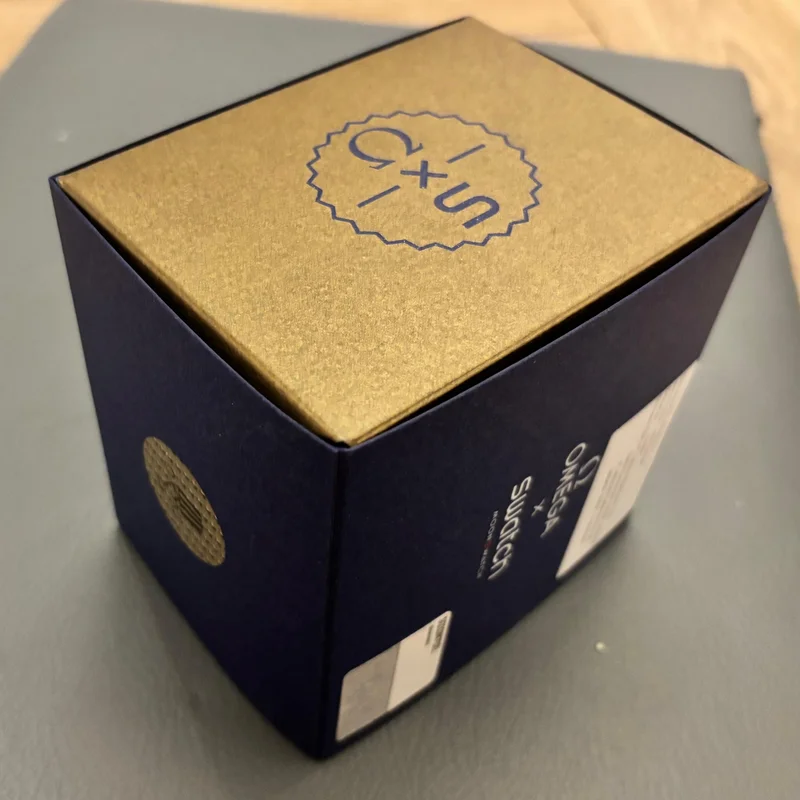 Thumb Omega x Swatch Moonshine Gold limited edition