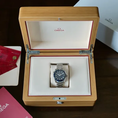 Seamaster Planet Ocean 600M Co-Axial 39.5 Master Chronometer Stainless Steel / Blue / Bracelet