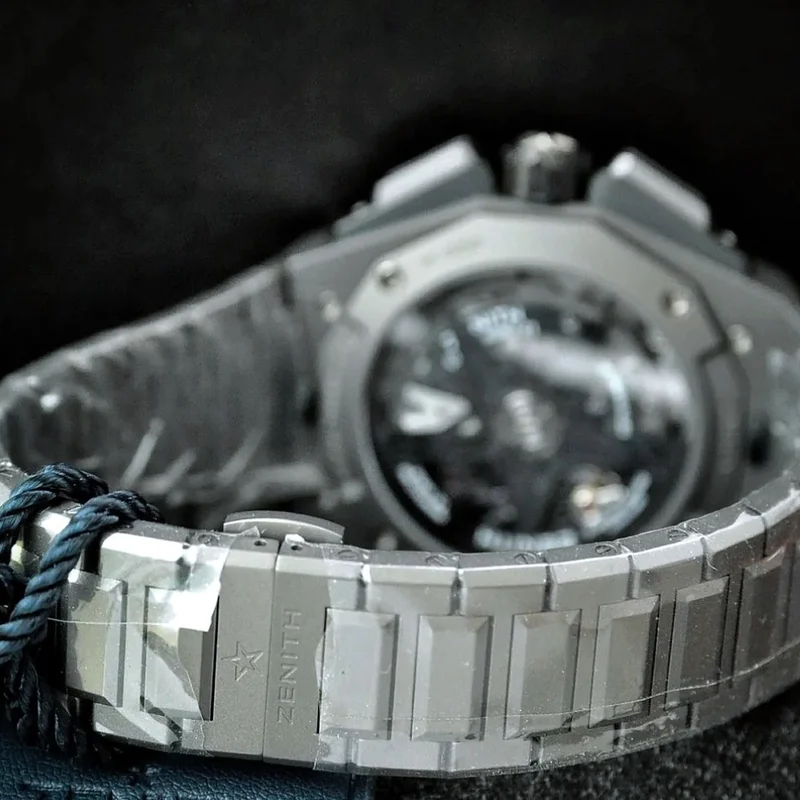 Thumb Defy Extreme Titanium / Black / Bracelet