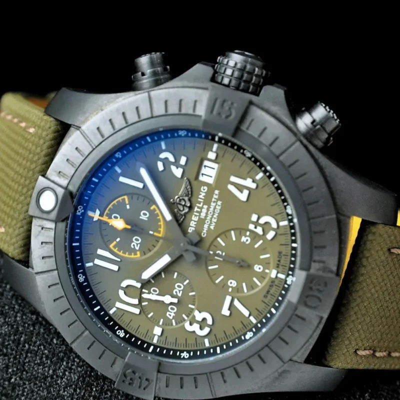Thumb Avenger Chronograph 45 Night Mission / Green / Military / Pin