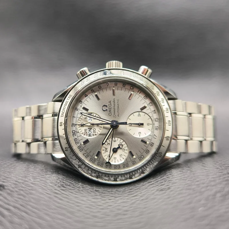Speedmaster Day-Date 39 Stainless Steel / Silver / Bracelet