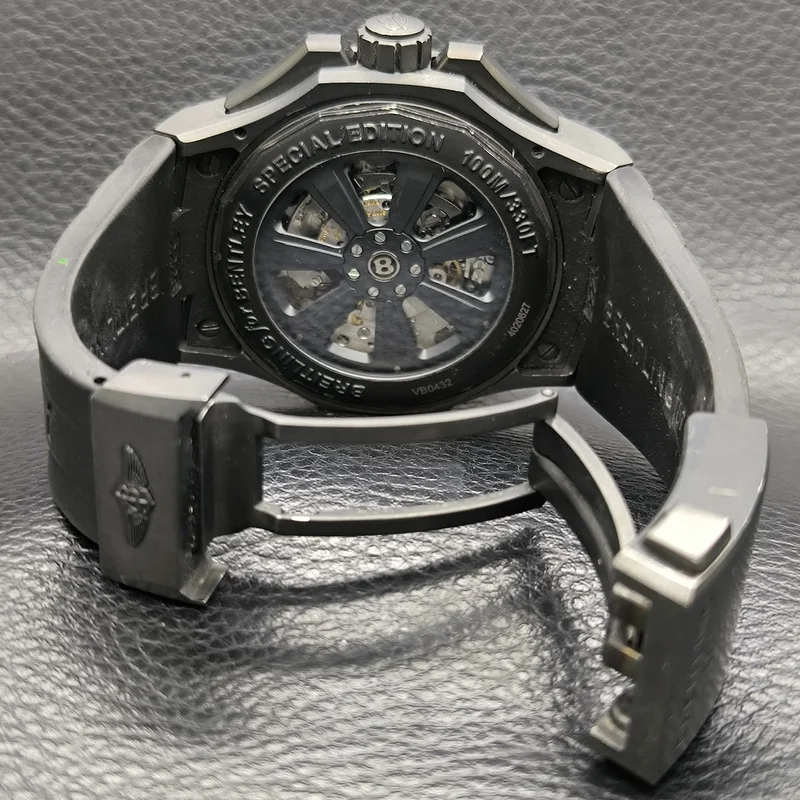 Thumb Bentley GMT Titanium