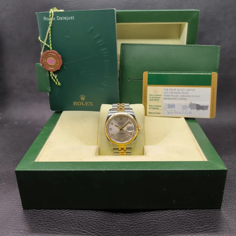 Thumb Datejust 36 Rolesor Yellow Fluted / Jubilee / Silver Diamonds