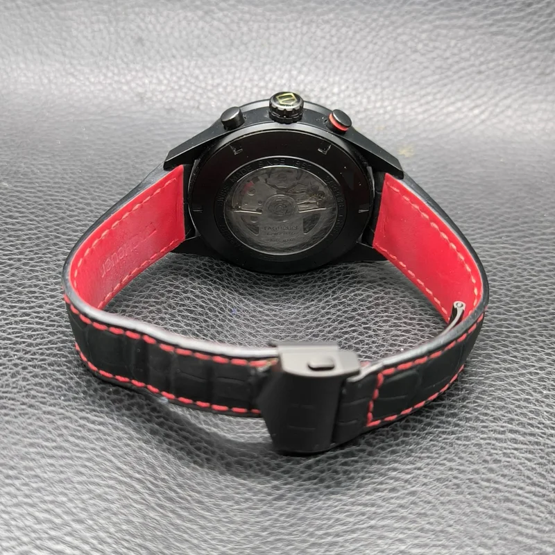 Thumb Carrera Calibre 16 Day-Date 43 Titanium PVD / Black / Alligator