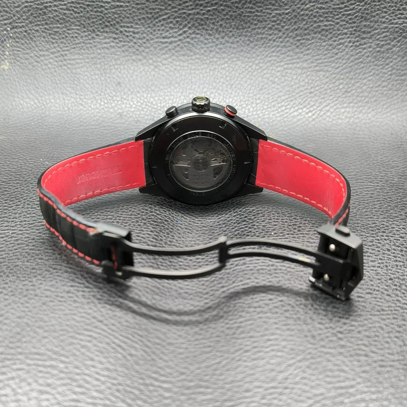 Thumb Carrera Calibre 16 Day-Date 43 Titanium PVD / Black / Alligator