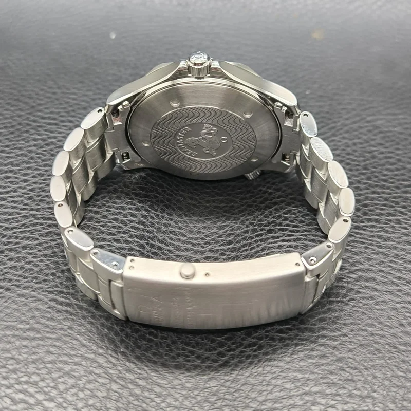 Thumb Seamaster Diver 300M Automatic 41 Stainless Steel / Electric Blue / Bracelet