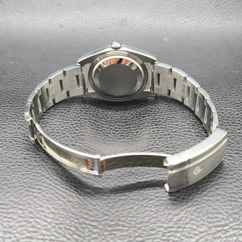 Thumb Oyster Perpetual 36 Red Grape