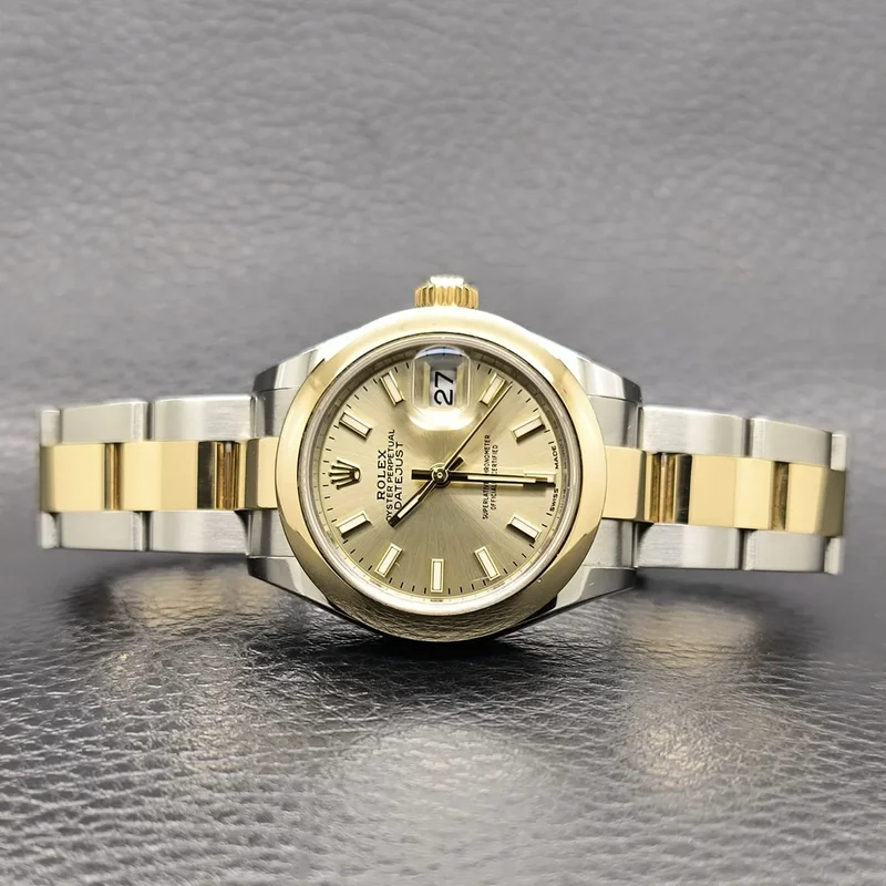Lady-Datejust 28 Rolesor Yellow Domed / Oyster / Champagne