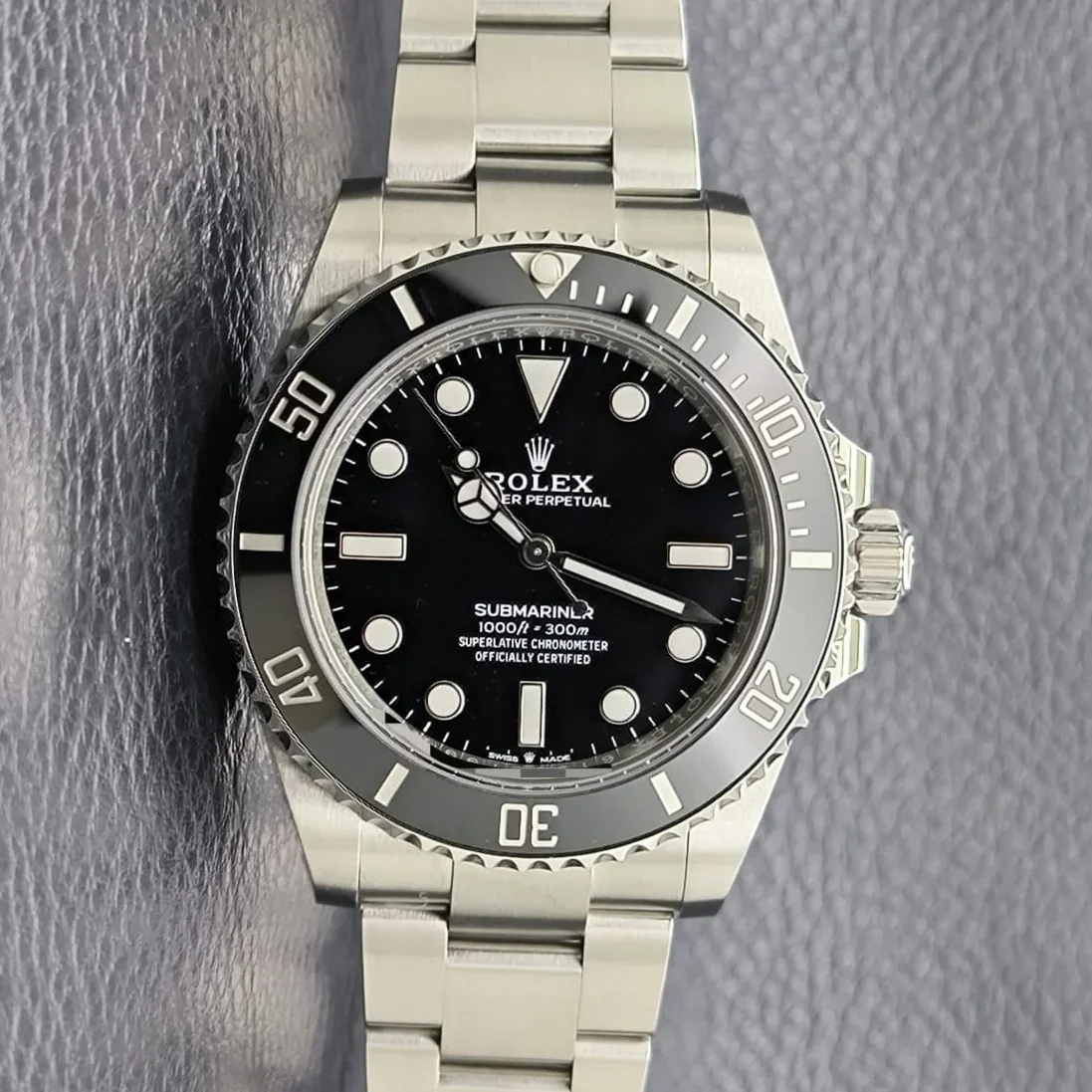 Submariner No-Date 41 / Stainless Steel / Black / Cerachrom