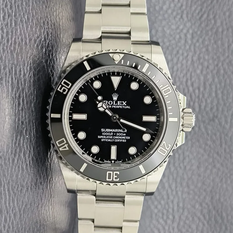 Submariner No-Date 41 / Stainless Steel / Black / Cerachrom