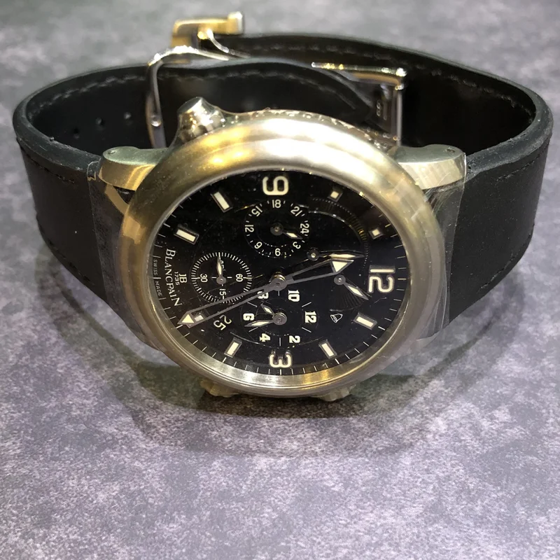 Thumb Léman Réveil GMT Stainless Steel / Black / Alligator