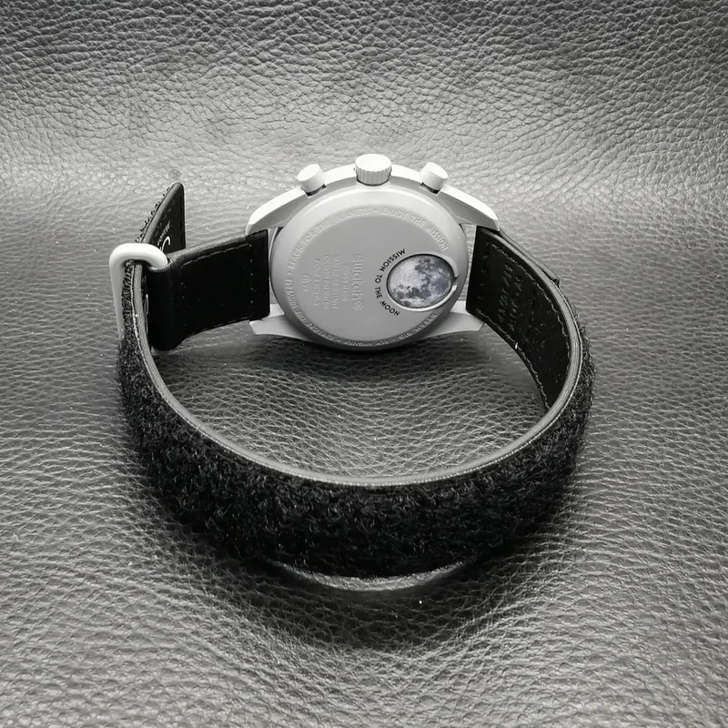 Thumb MoonSwatch Mission to the Moon