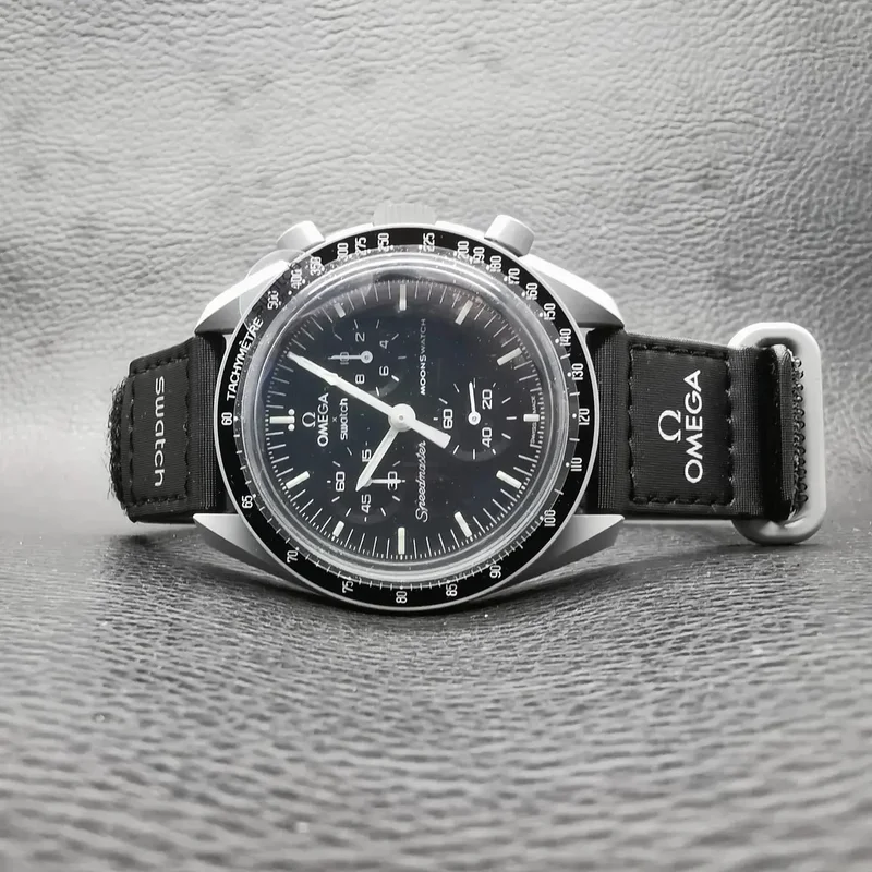 Thumb MoonSwatch Mission to the Moon