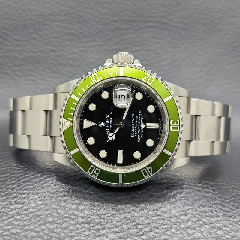 Thumb Submariner Date 16610 LV Mark 1
