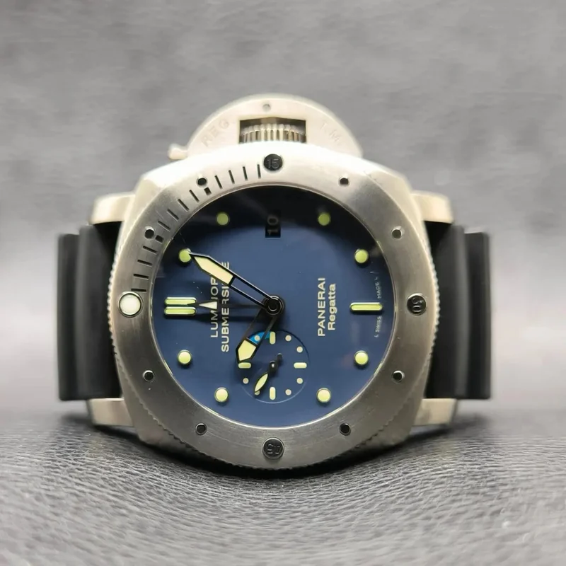 Luminor Submersible 1950 Regatta 3 Days GMT Automatic Titanio
