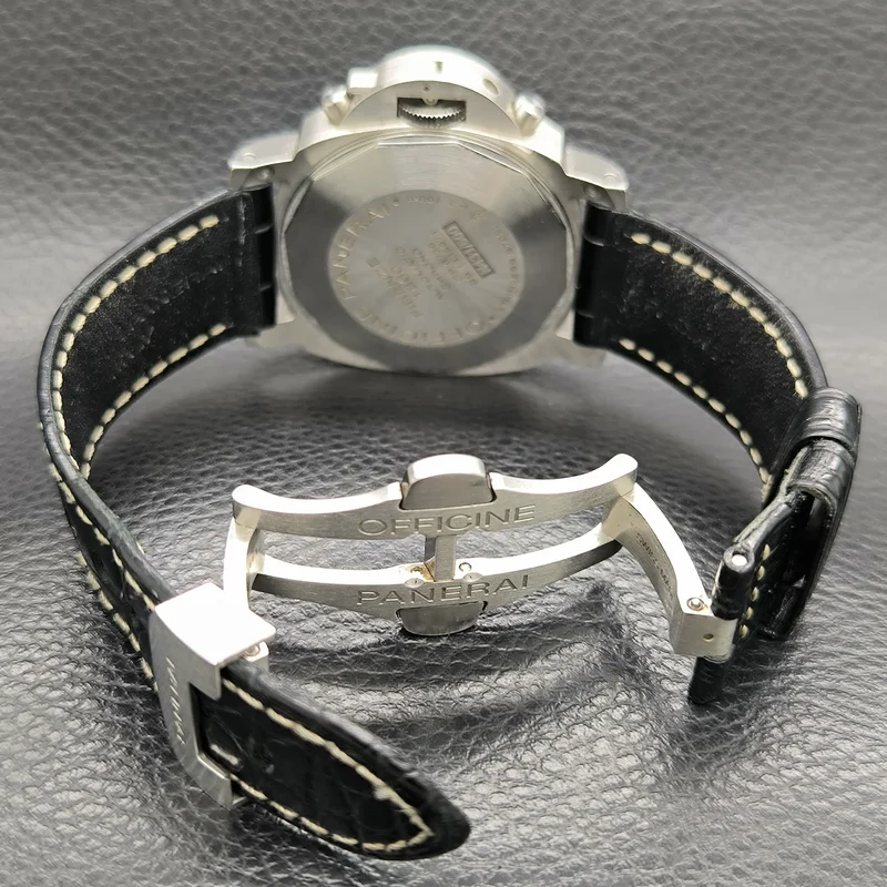 Thumb Luminor Chronograph