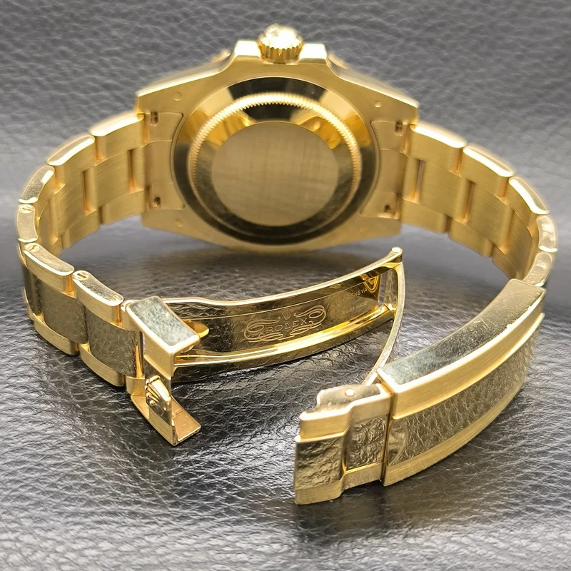 Thumb Submariner Date Yellow Gold / Black