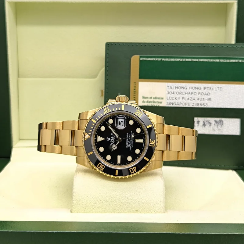 Thumb Submariner Date Yellow Gold / Black