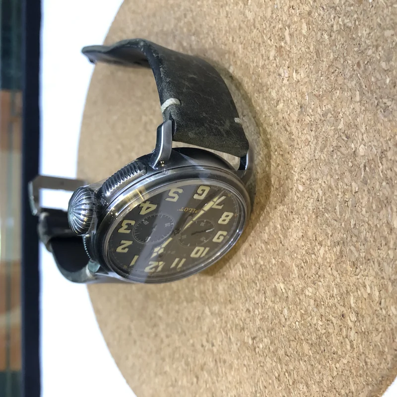 Thumb Pilot Cafe Racer / Ton-Up