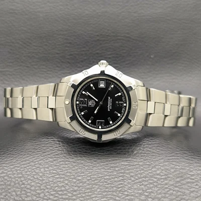 2000 Exclusive Quartz Stainless Steel / Black / Bracelet