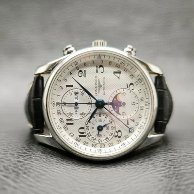 Master Collection 40 Chronograph Calendar Stainless Steel / Silver / Alligator