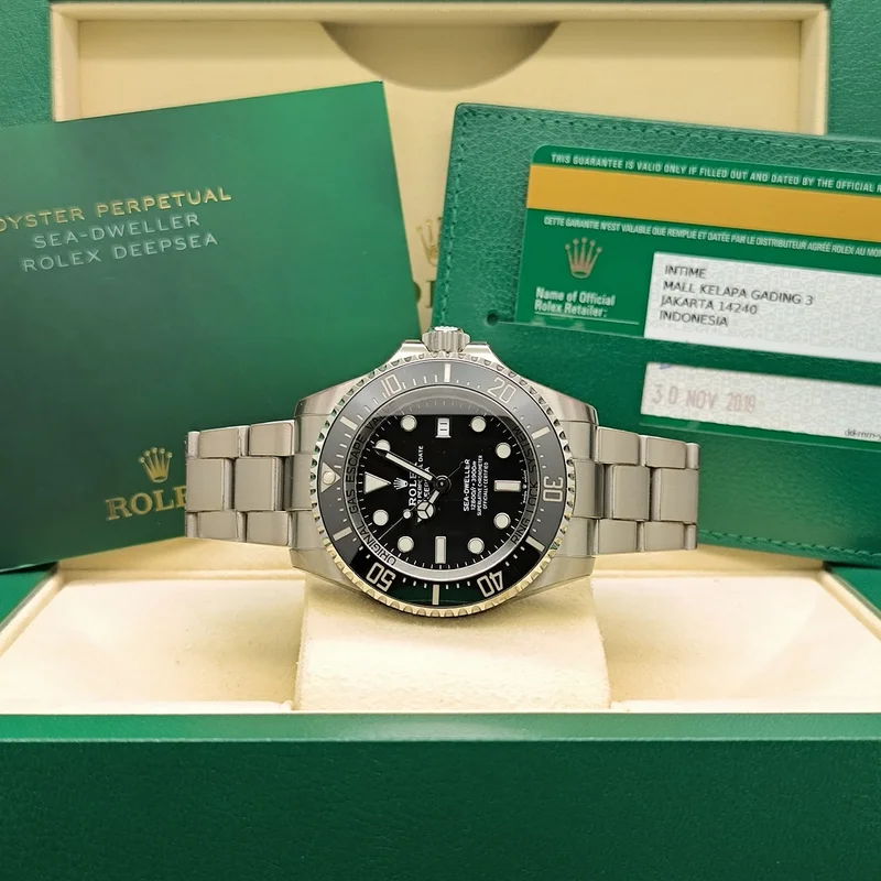 Thumb Sea-Dweller Deepsea