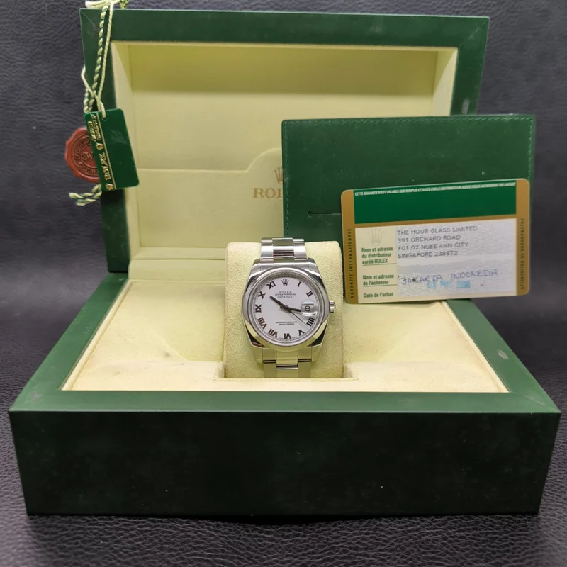 Thumb Datejust 36 Stainless Steel Domed / Oyster / White Roman