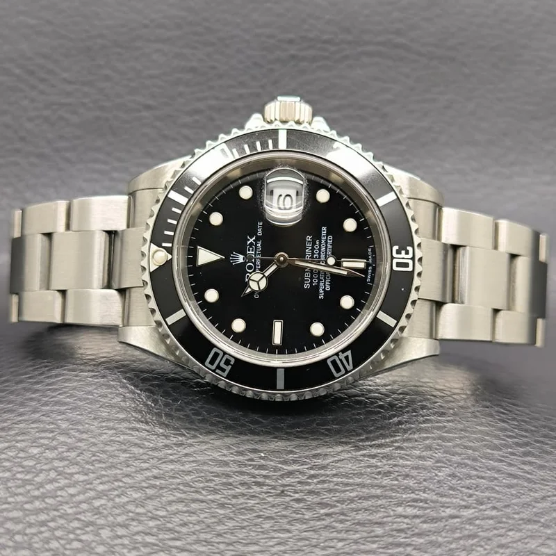 Submariner Date 16610 SuperLuminova