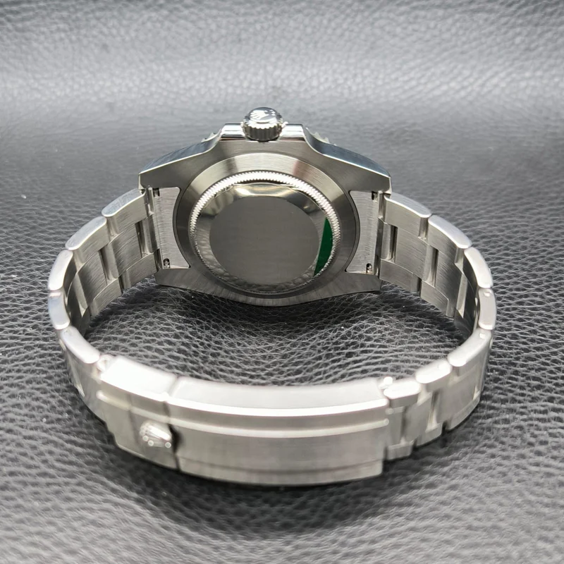 Thumb Submariner Date Stainless Steel / Green / Cerachom