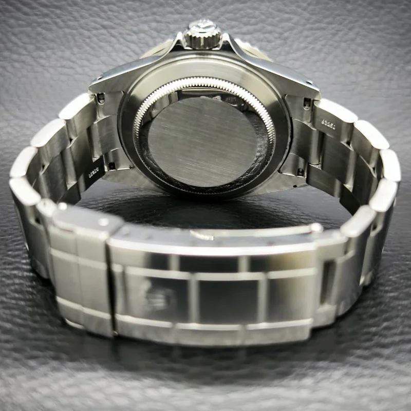 Thumb Submariner Date 16610 SuperLuminova