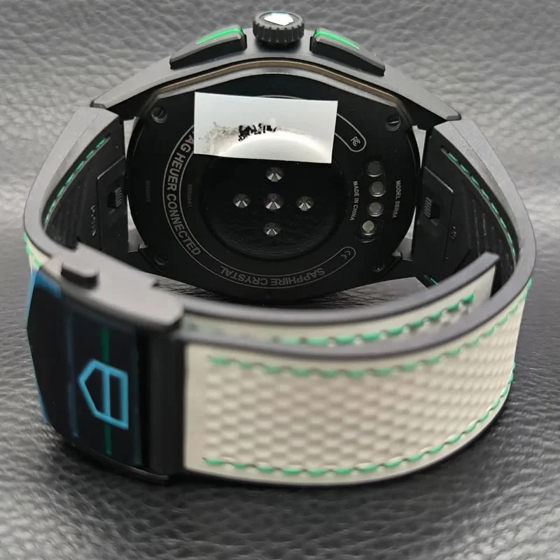 Thumb Connected Calibre E4 Golf Edition