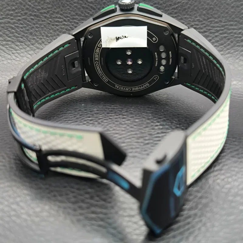 Thumb Connected Calibre E4 Golf Edition
