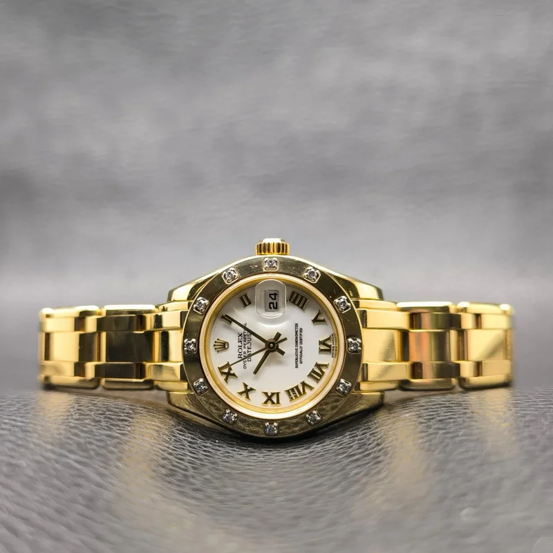 Datejust Pearlmaster 29 Yellow Gold Diamond / White Roman
