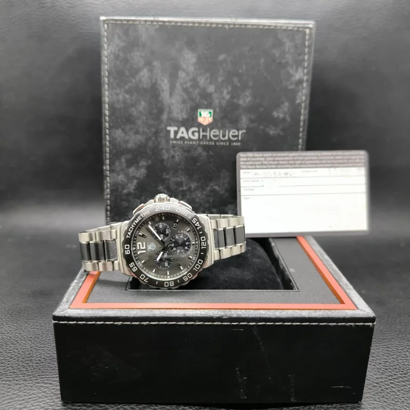 Thumb Formula 1 Quartz Chronograph 42 Stainless Steel / Grey / Bracelet