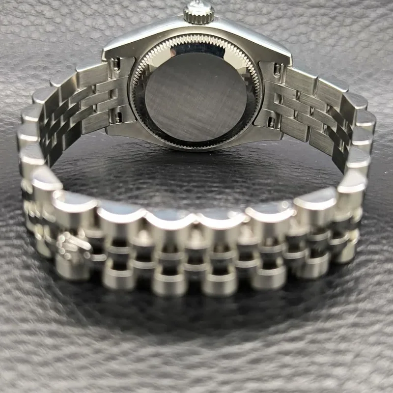 Thumb Lady-Datejust 26 Fluted Black Jubilee