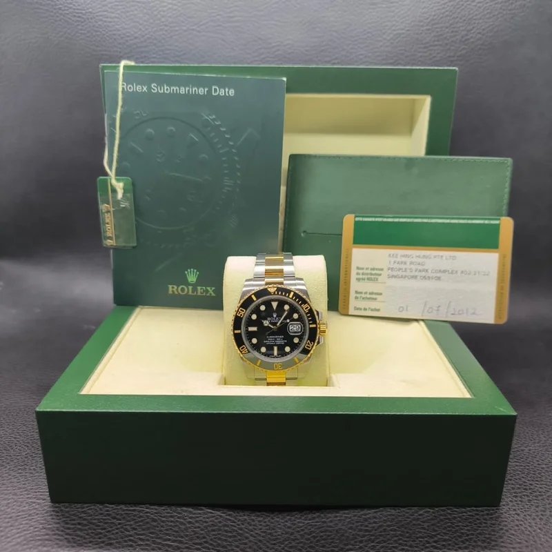 Thumb Submariner Date Rolesor / Black / Cerachrom