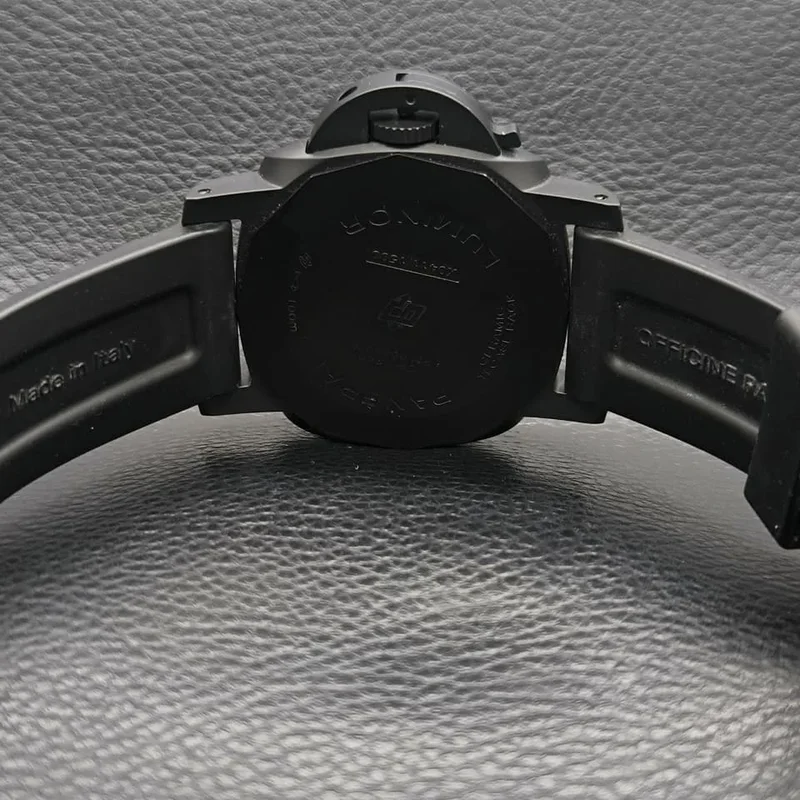 Thumb Luminor 1950 44 3 Days GMT Automatic Ceramic / Black