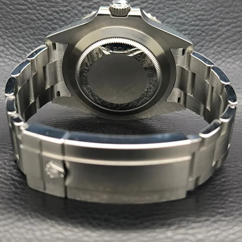 Thumb Sea-Dweller Stainless Steel / Black