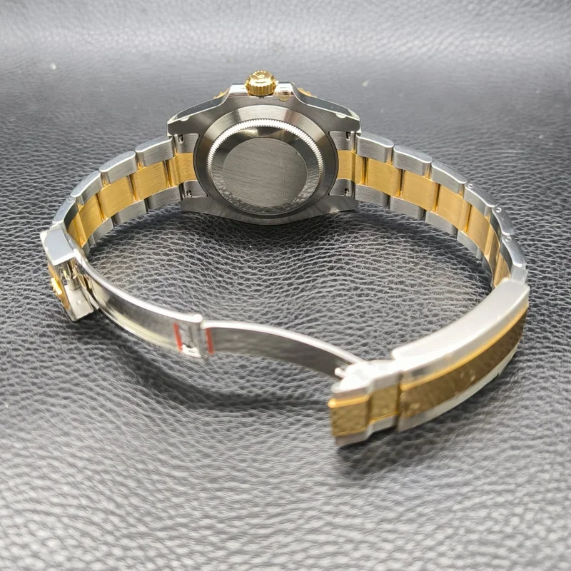 Thumb Submariner Date Rolesor / Blue / Cerachrom