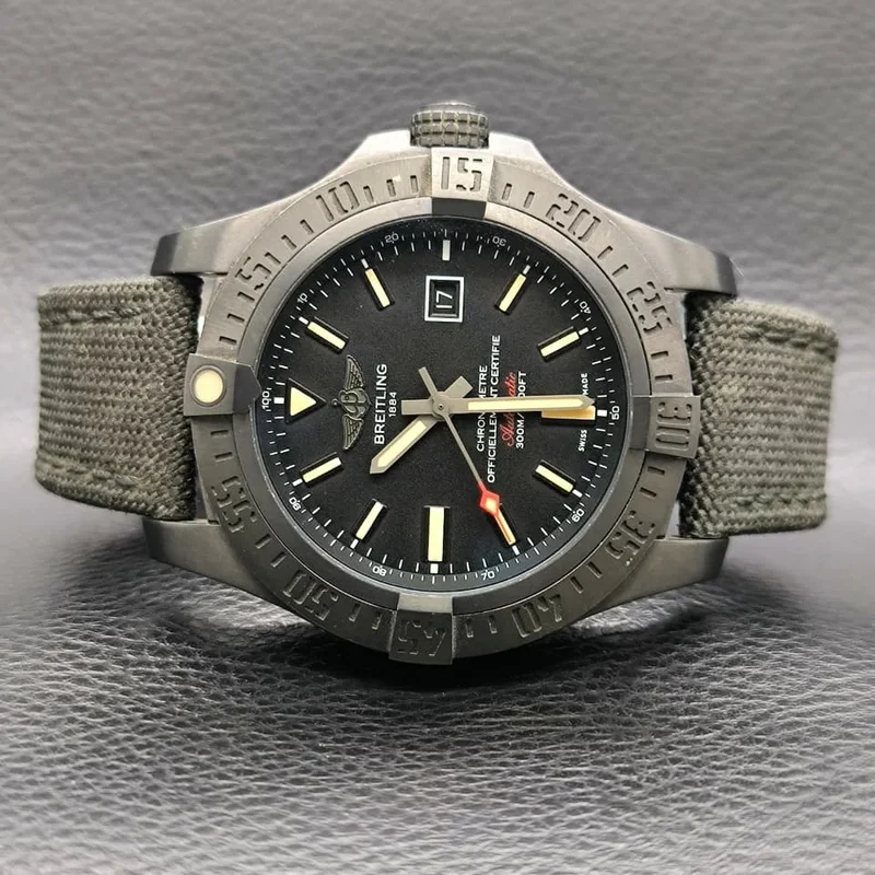 Avenger Blackbird 48 Black Titanium / Volcano Black / Military / Pin