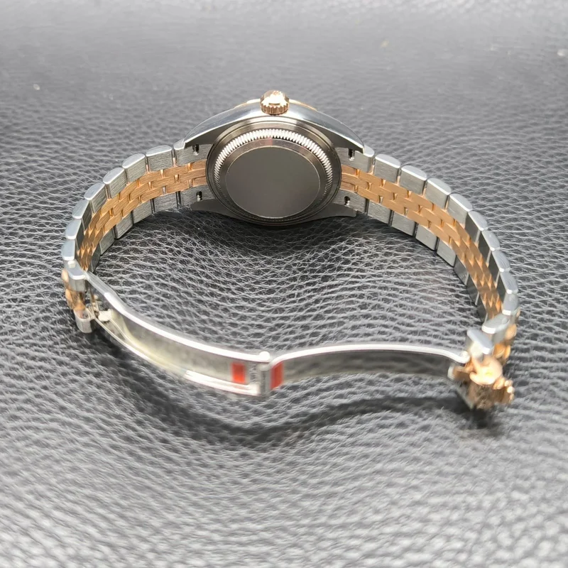 Thumb Lady-Datejust 28 Rolesor Rose Fluted / Jubilee / Chocolate Diamond