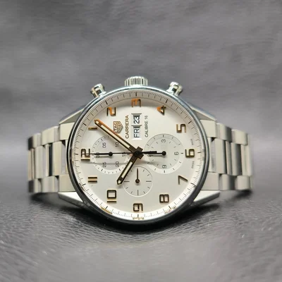 Calibre 16 Day Date 43 Stainless Steel / Silver / Bracelet
