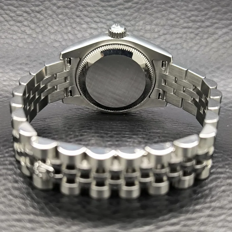 Thumb Lady-Datejust 26 Fluted Black Jubilee