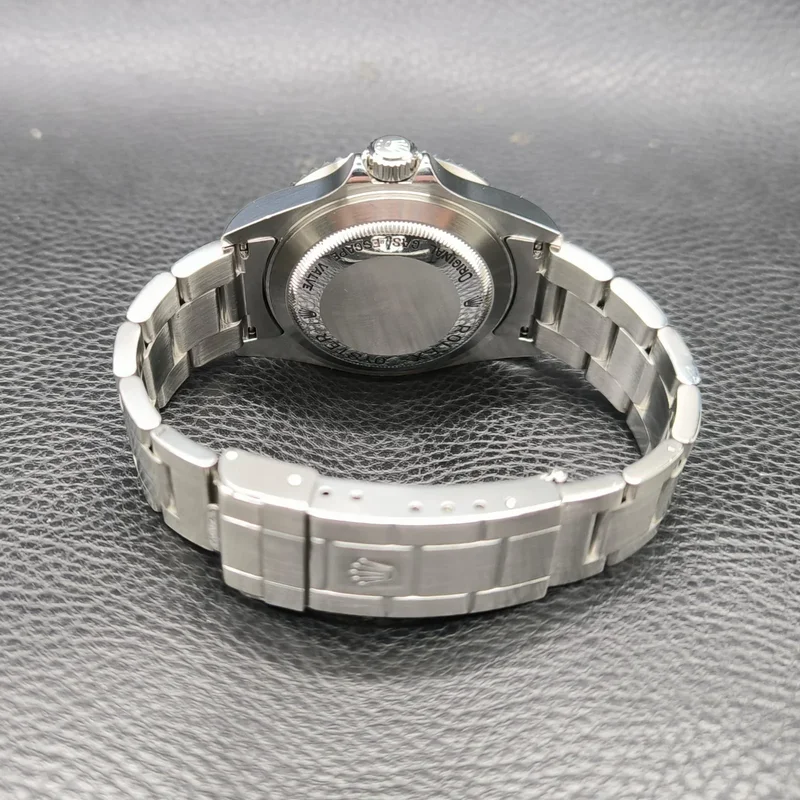 Thumb Sea-Dweller 16600 SuperLuminova