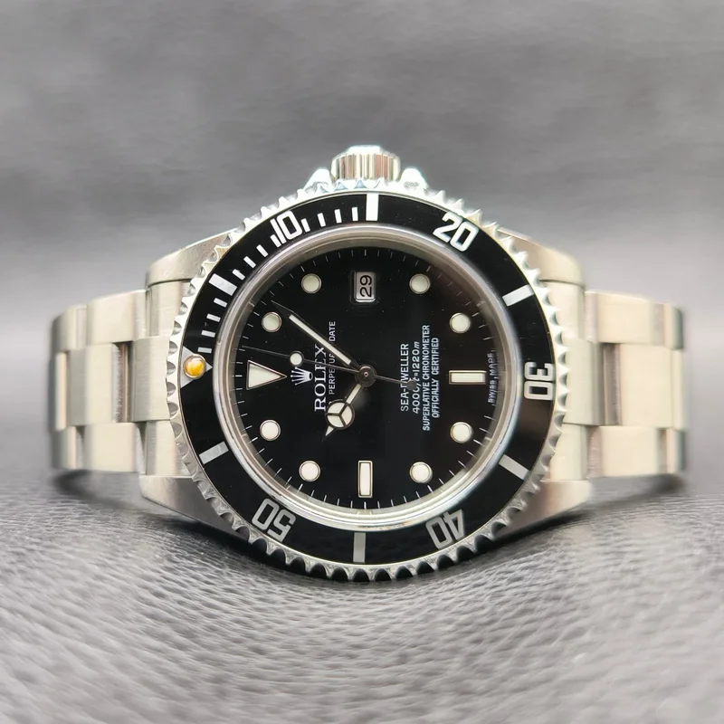 Sea-Dweller 16600 SuperLuminova