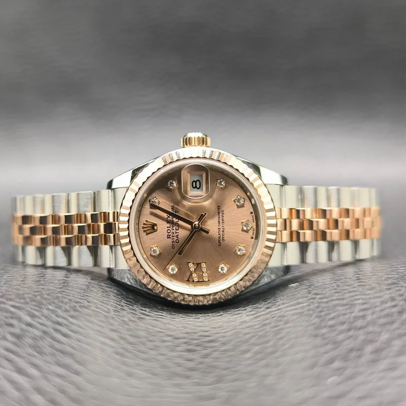 Lady-Datejust 28 Stainless Steel / Rose Gold / Fluted / Rose - Diamond / Oyster