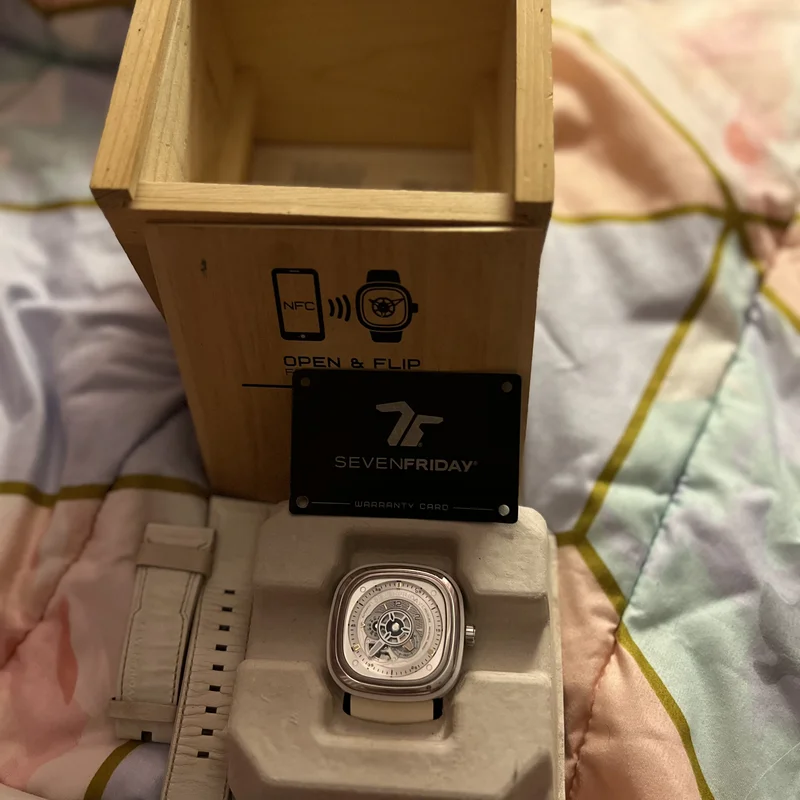 Thumb P1/02 Bright Watch