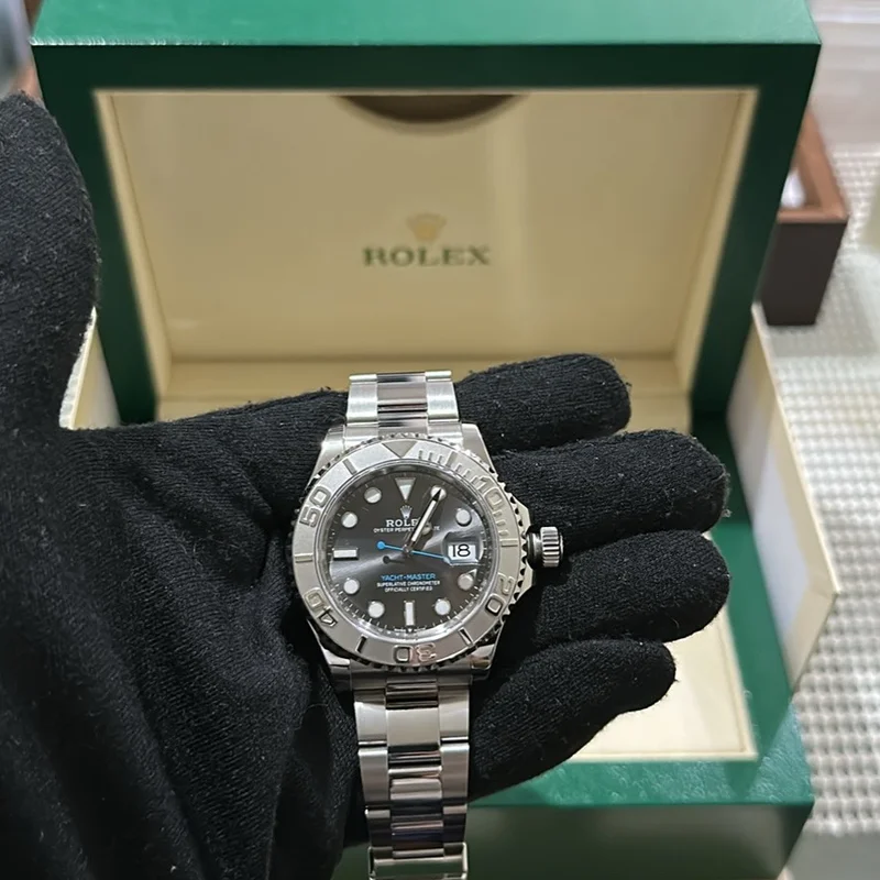 Thumb Yacht-Master 40 Rolesium / Dark Rhodium