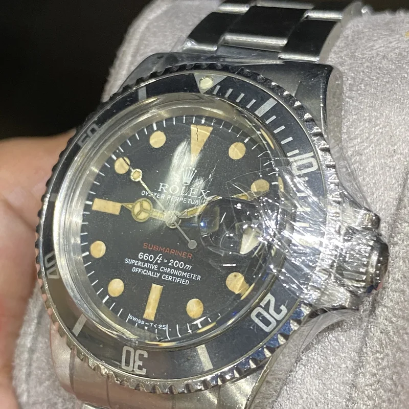 Thumb Red Submariner Date 1680