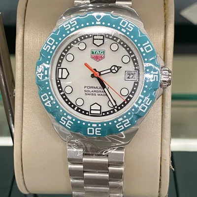 Formula 1 Solargraph 38 Green Bezel / Limited Edition